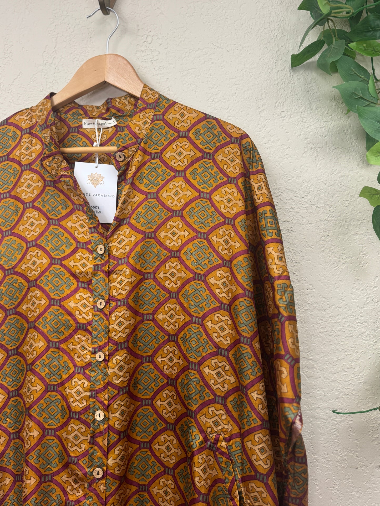 Boyfriend Dress ~ One Size ~ Saffron Talisman