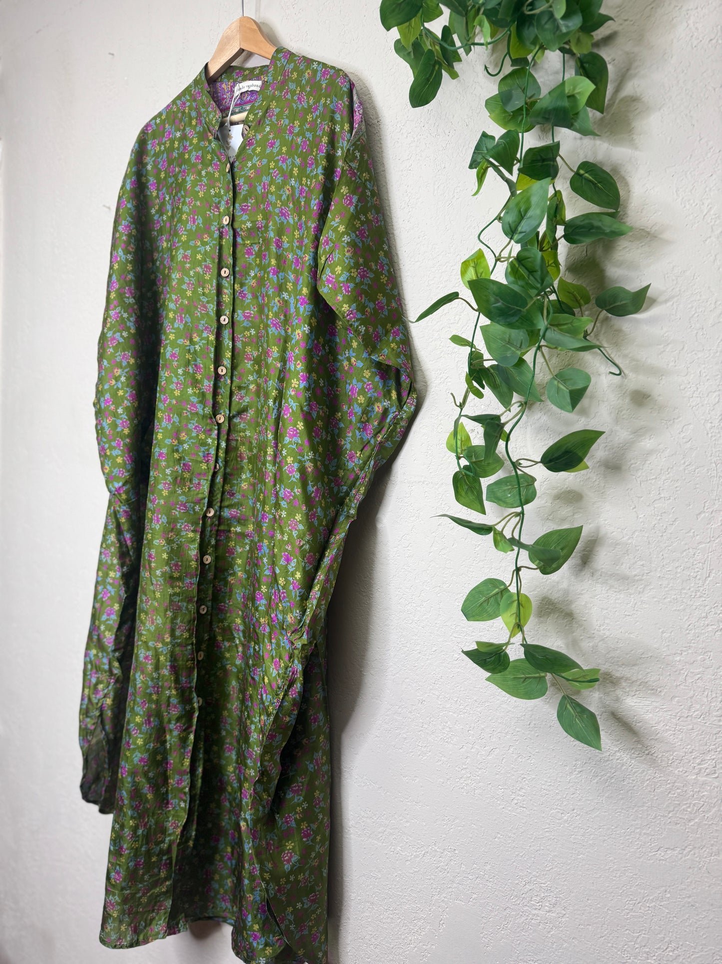 Boyfriend Dress ~ One Size ~ English Garden
