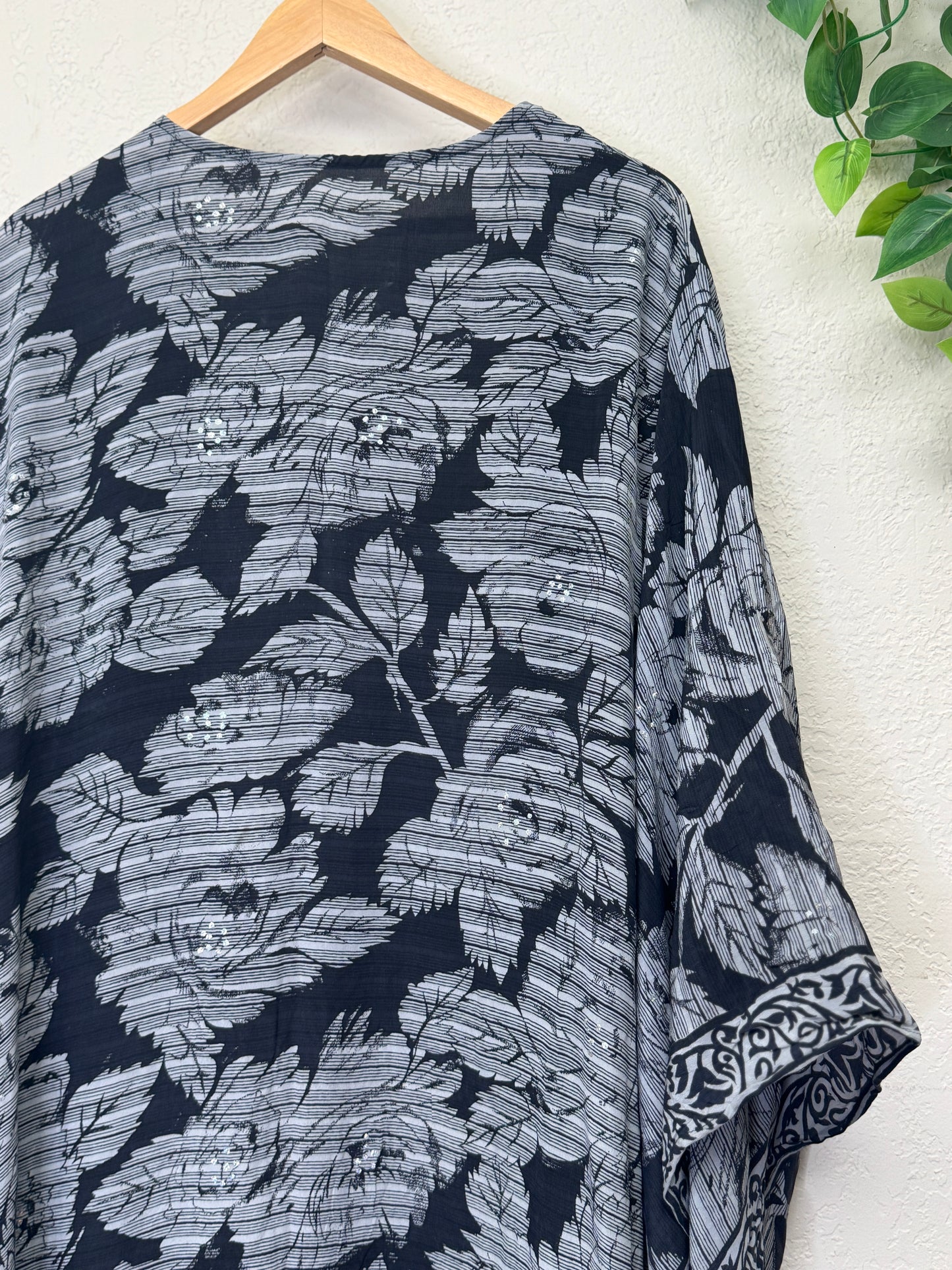 Sparkle Kimono - OS - Black Rose