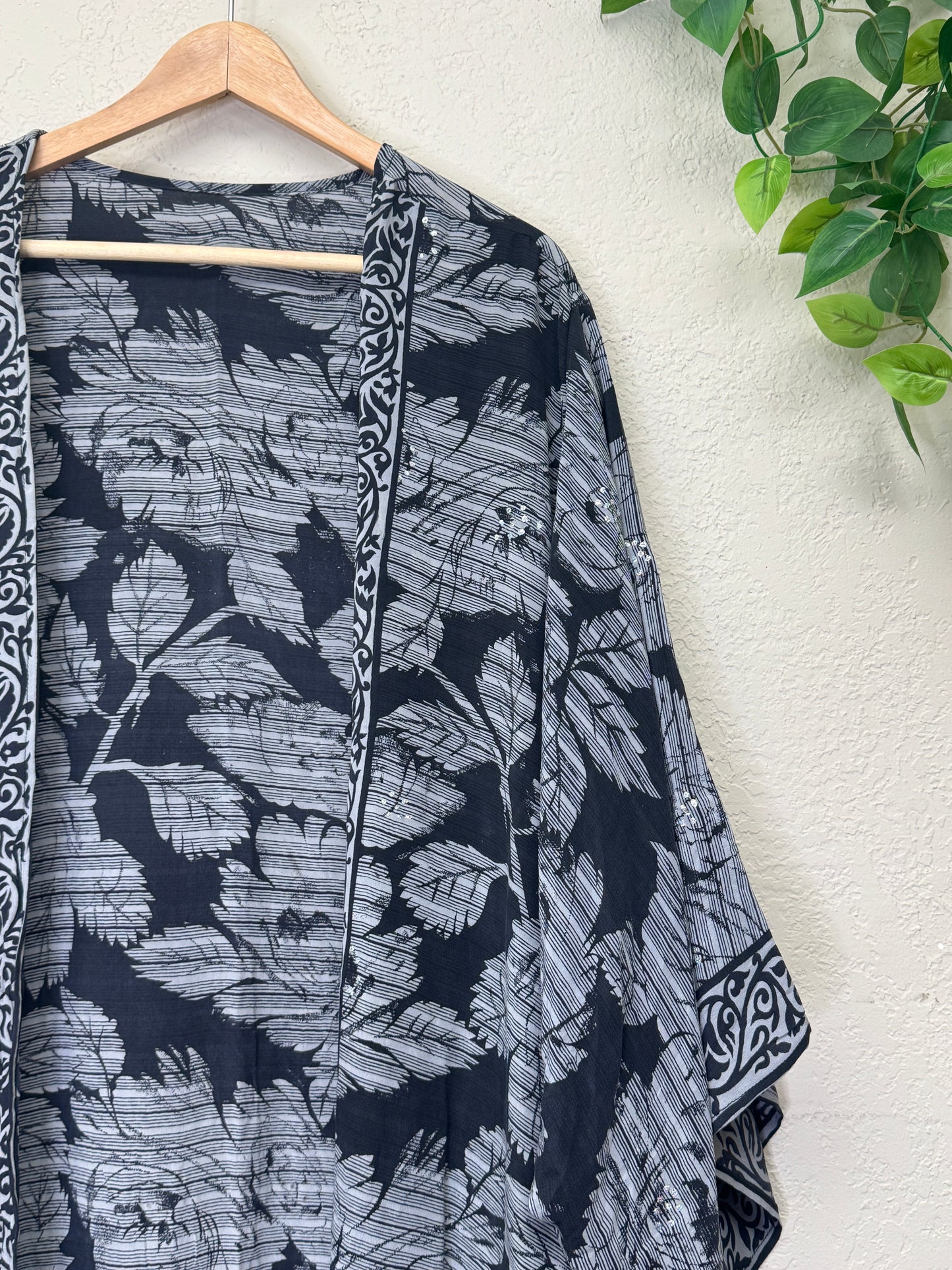 Sparkle Kimono - OS - Black Rose