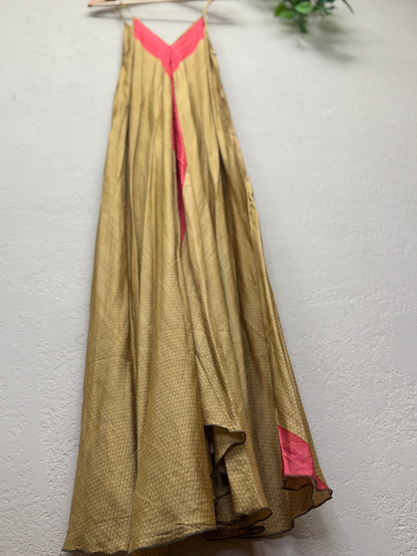 Aura Dress ~ One Size ~ Heart of Gold