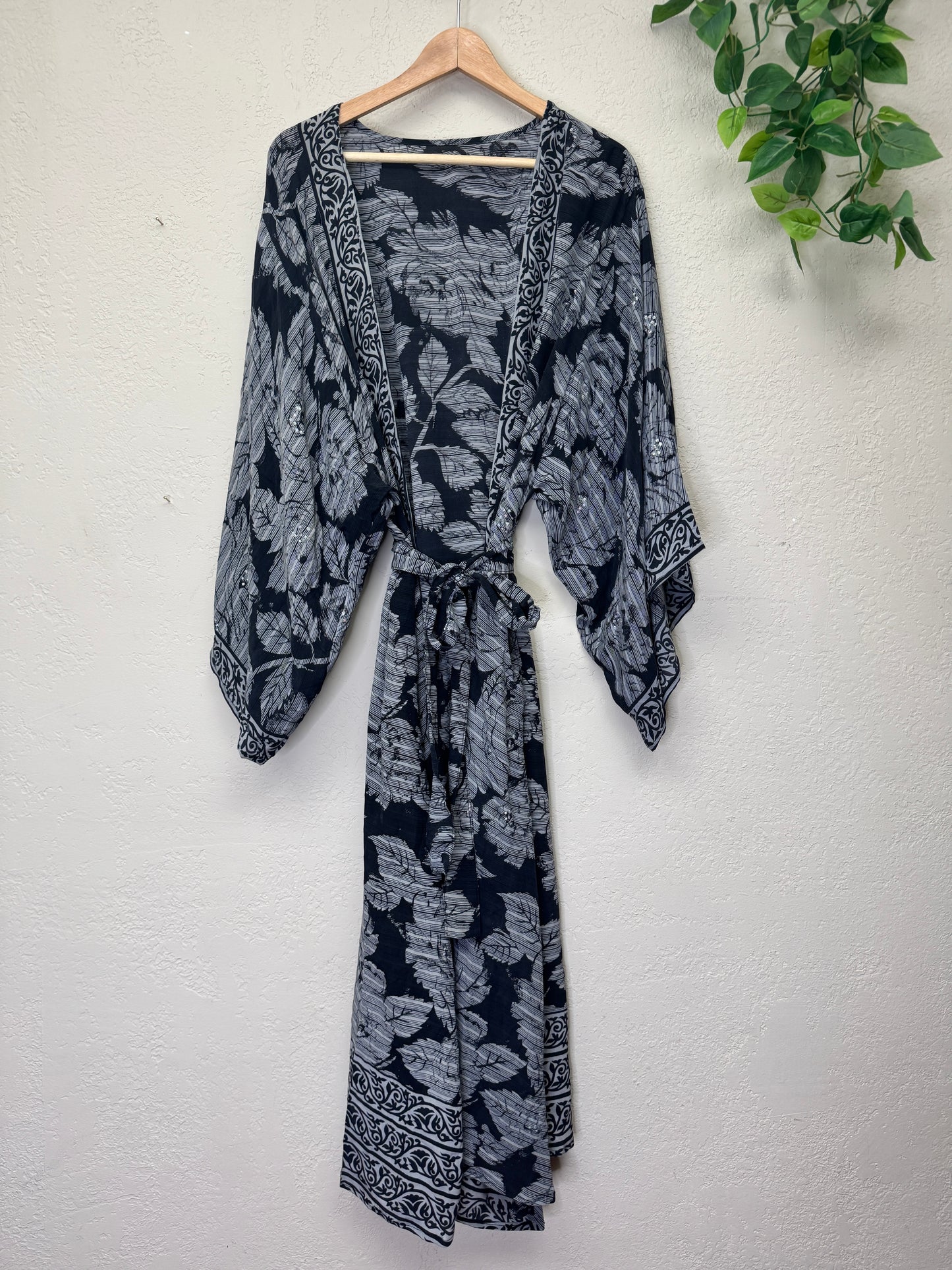 Sparkle Kimono - OS - Black Rose