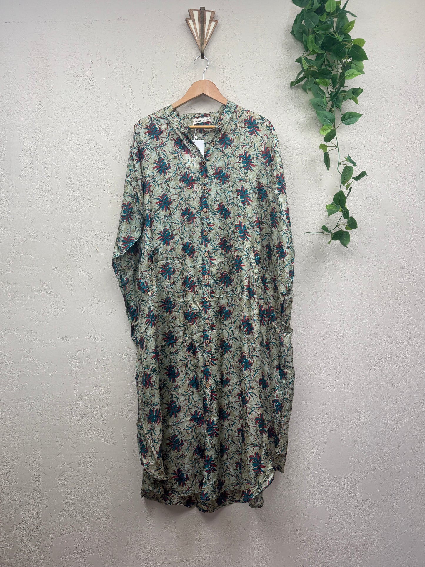 Boyfriend Dress ~ One Size ~ Wild Camellia