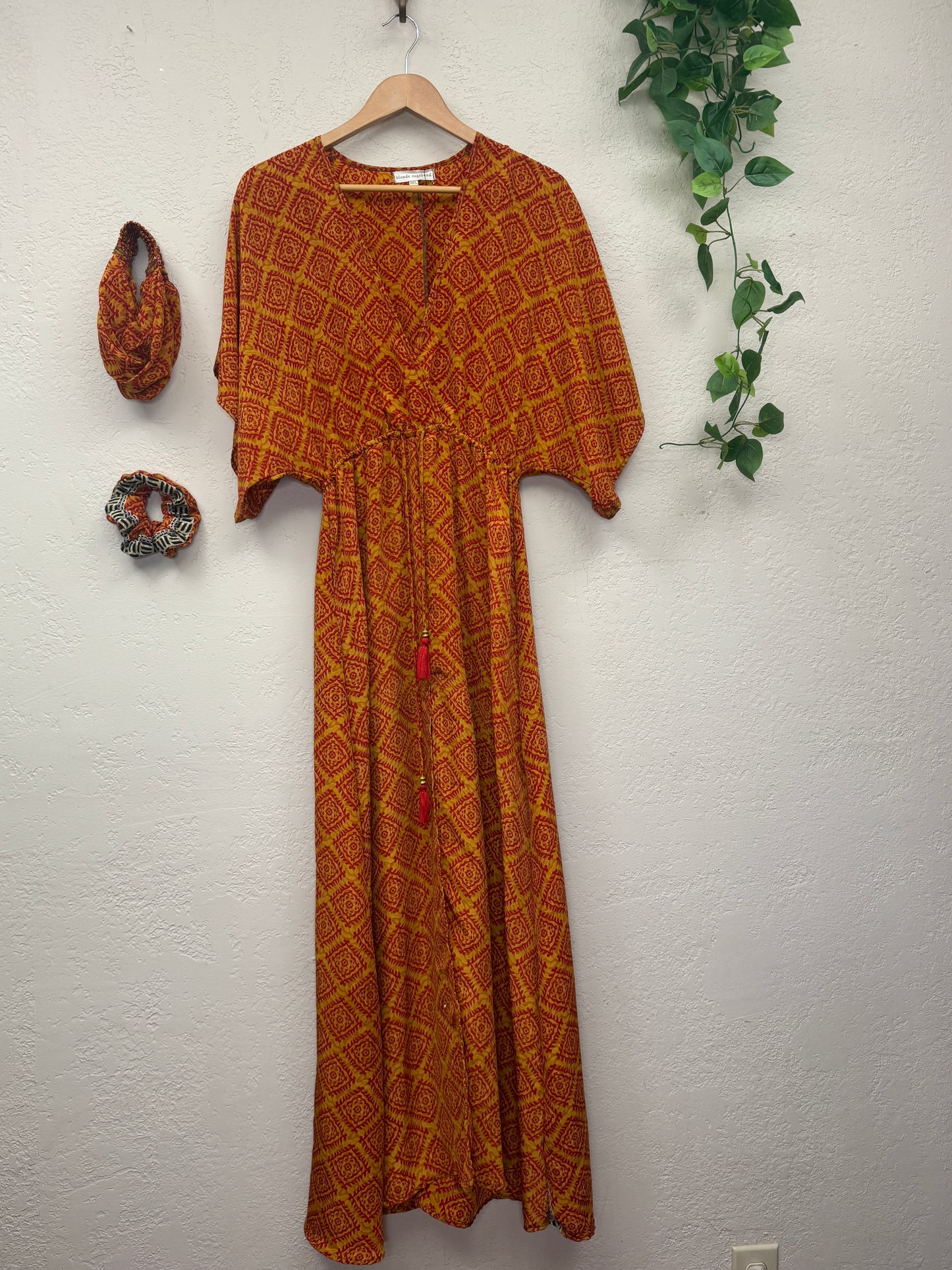 Isla Dress - M/L - Fire Goddess