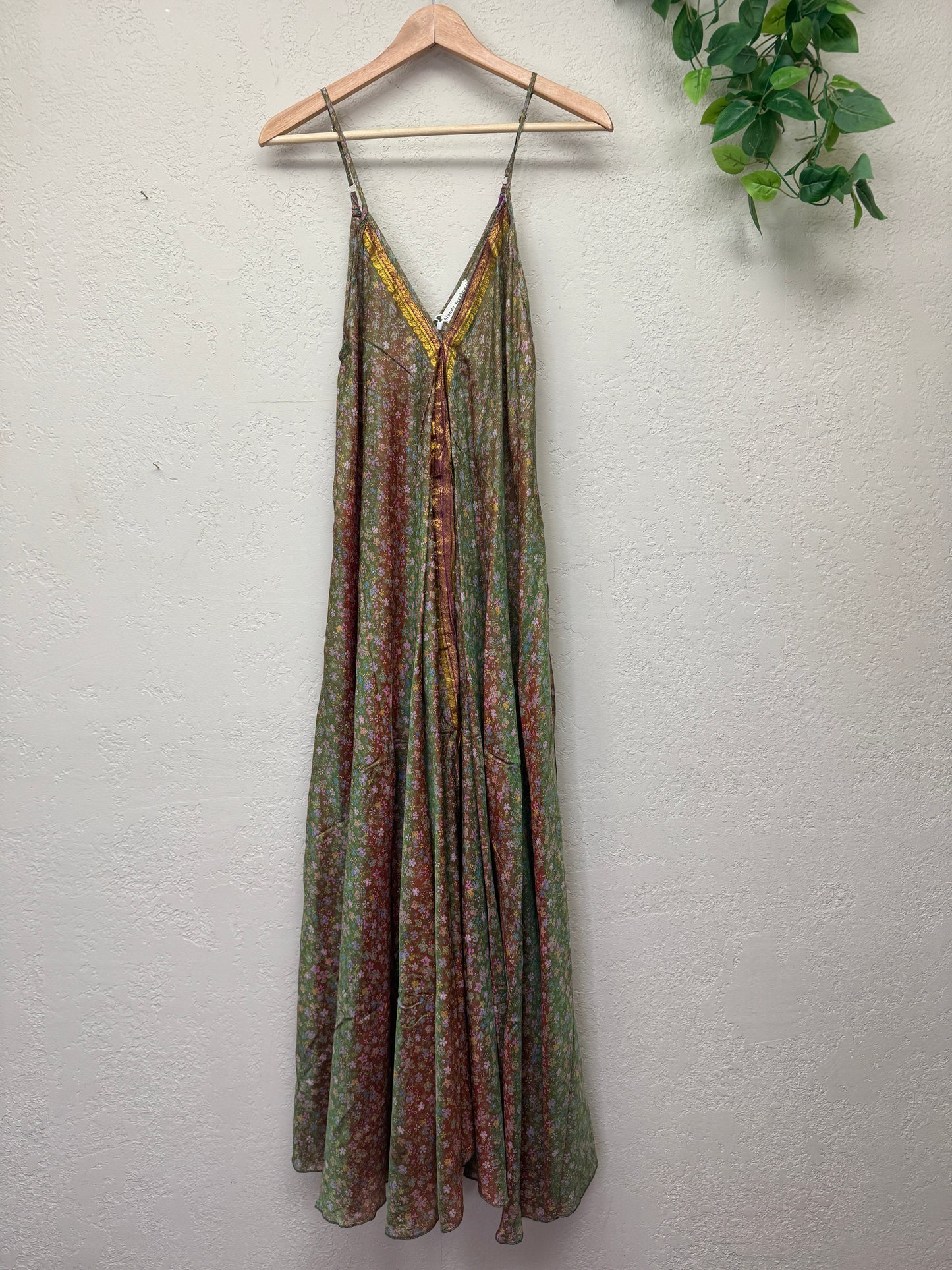 Aura Dress ~ One Size ~ Fairy Forest