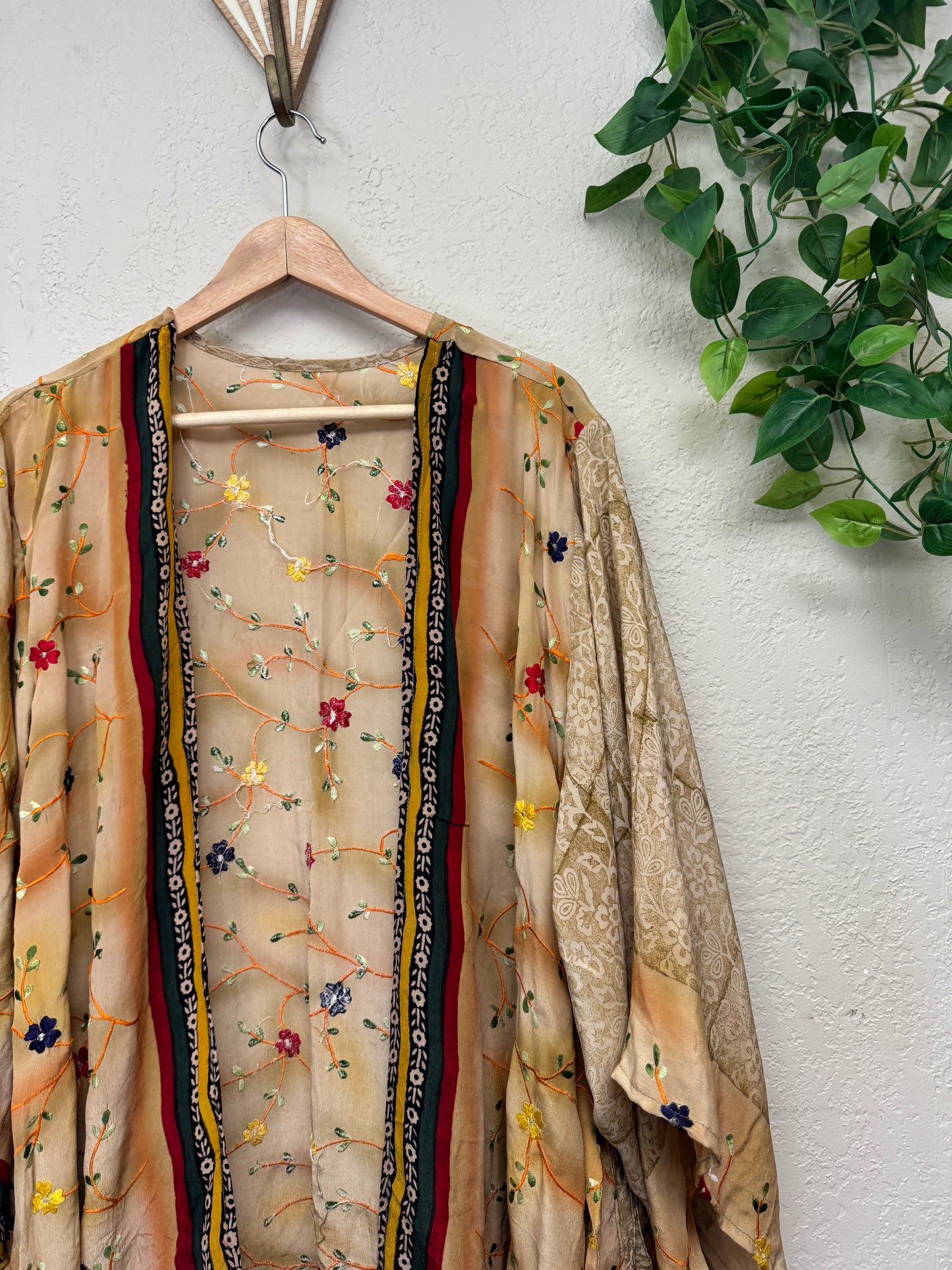 Sparkle Kimono - OS - Handicraft