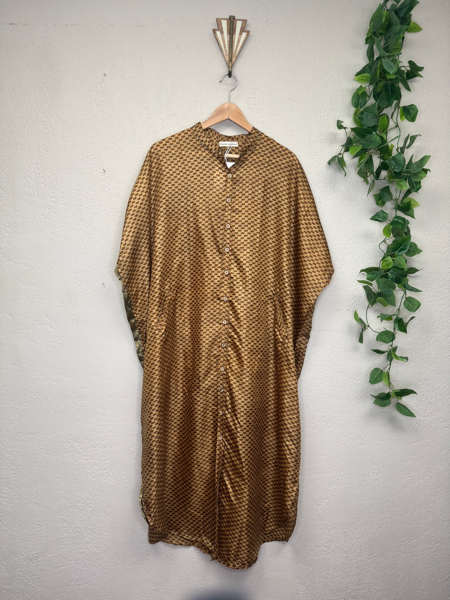 Boyfriend Dress ~ One Size ~ Honey Buta