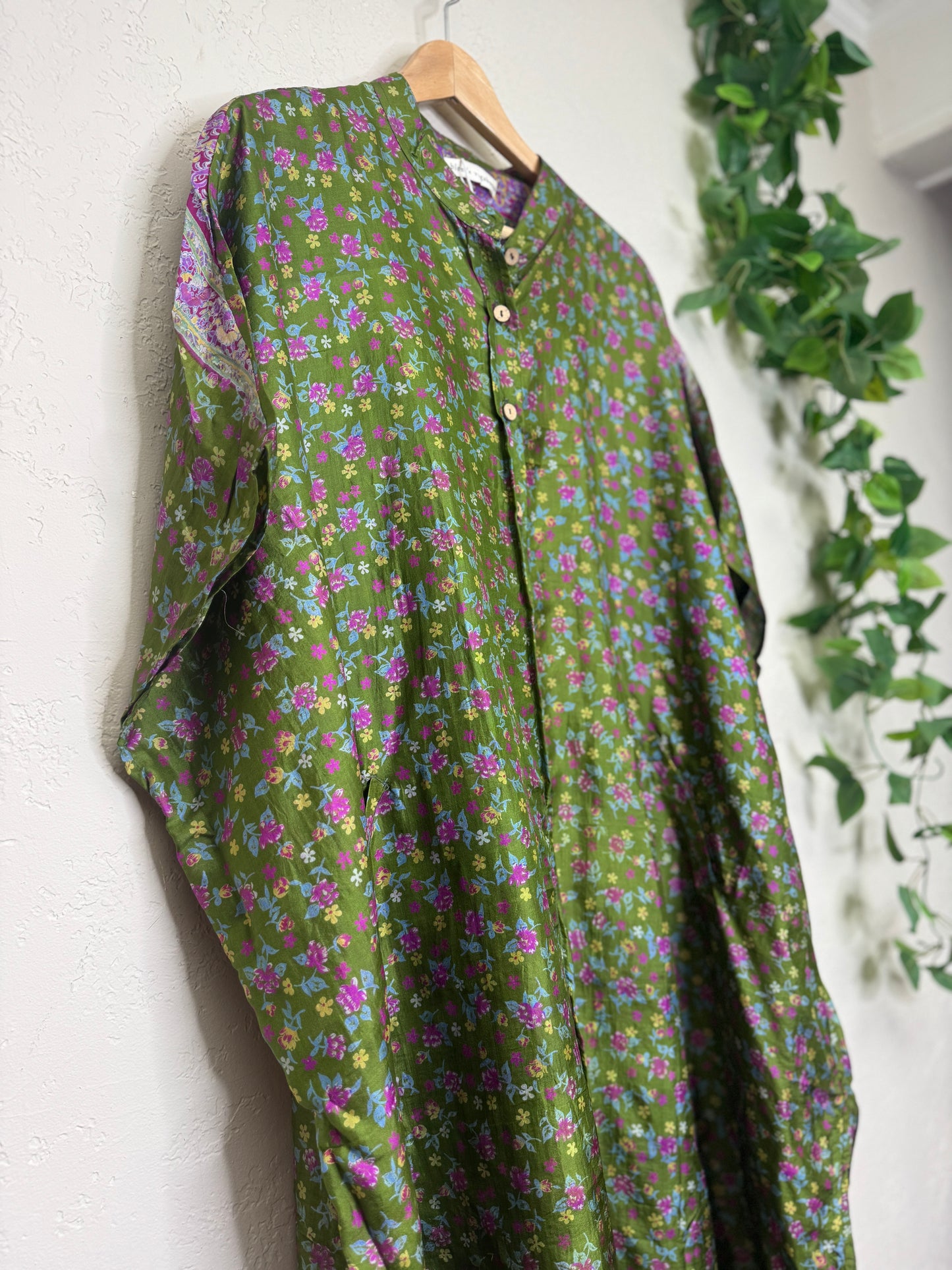 Boyfriend Dress ~ One Size ~ English Garden