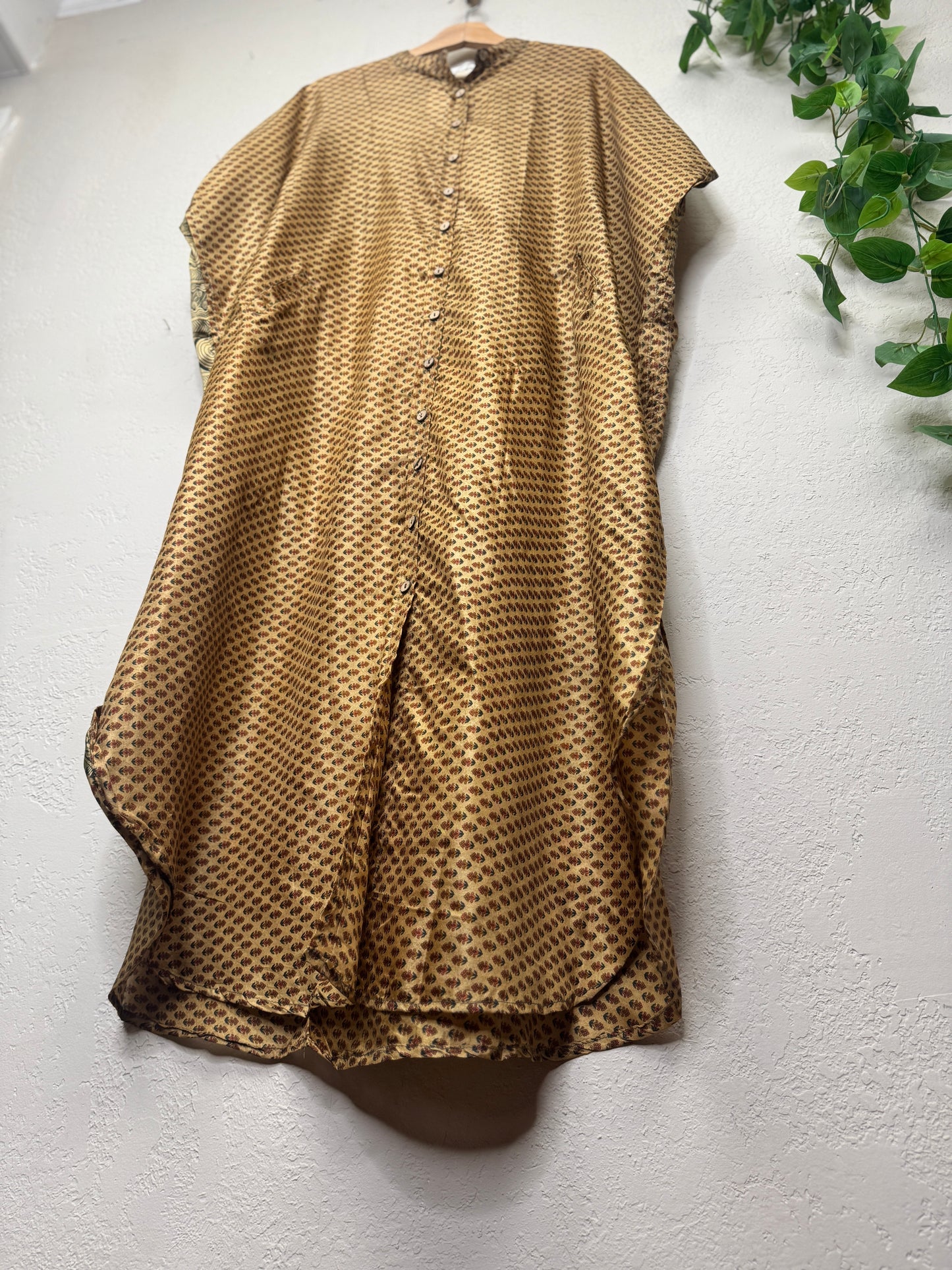 Boyfriend Dress ~ One Size ~ Honey Buta