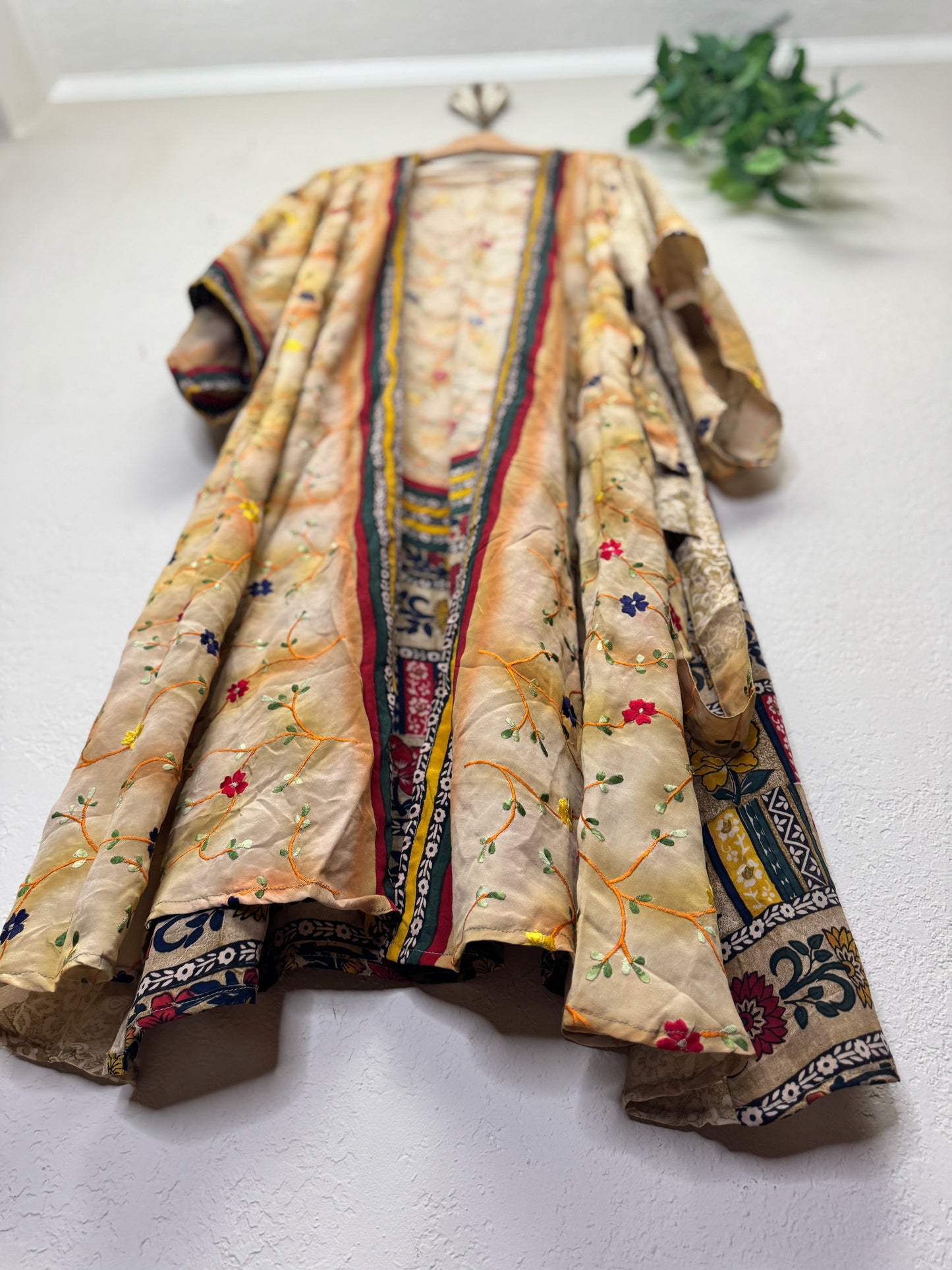 Sparkle Kimono - OS - Handicraft