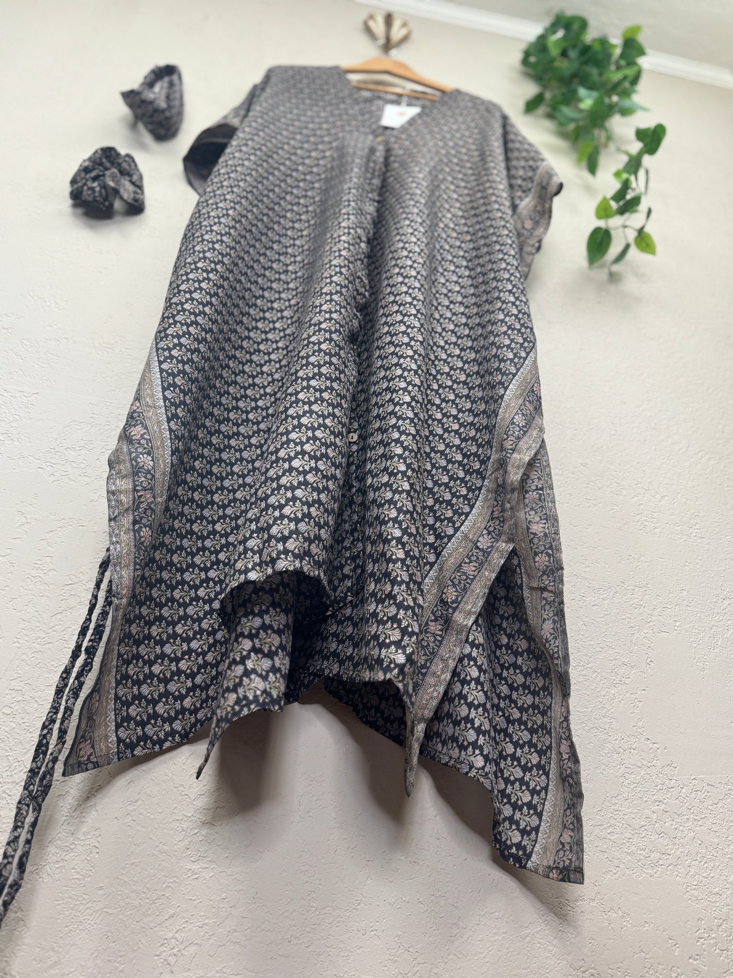 Aphrodite Kaftan Dress ~ One Size ~ Obsidian Botanica