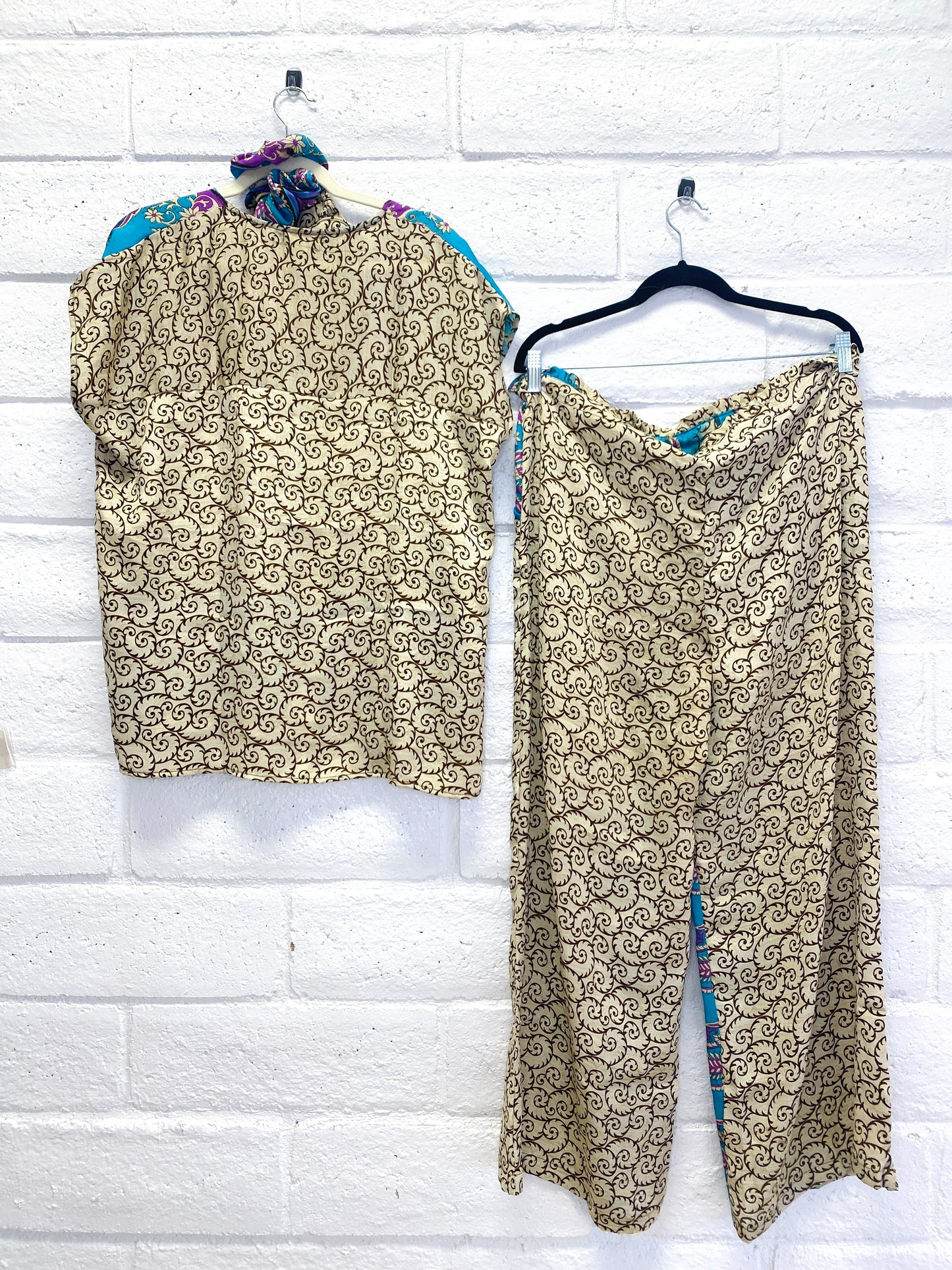 Lounge Set - XS/S - Joyful
