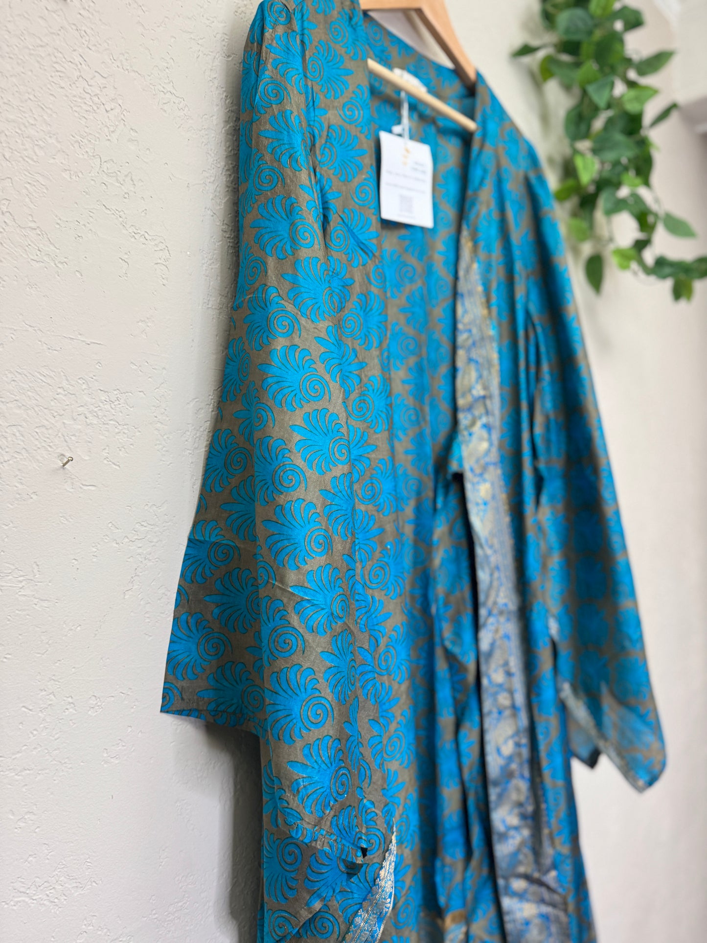 Femme Kimono Wrap Dress ~ OS ~ Fleur de Lis