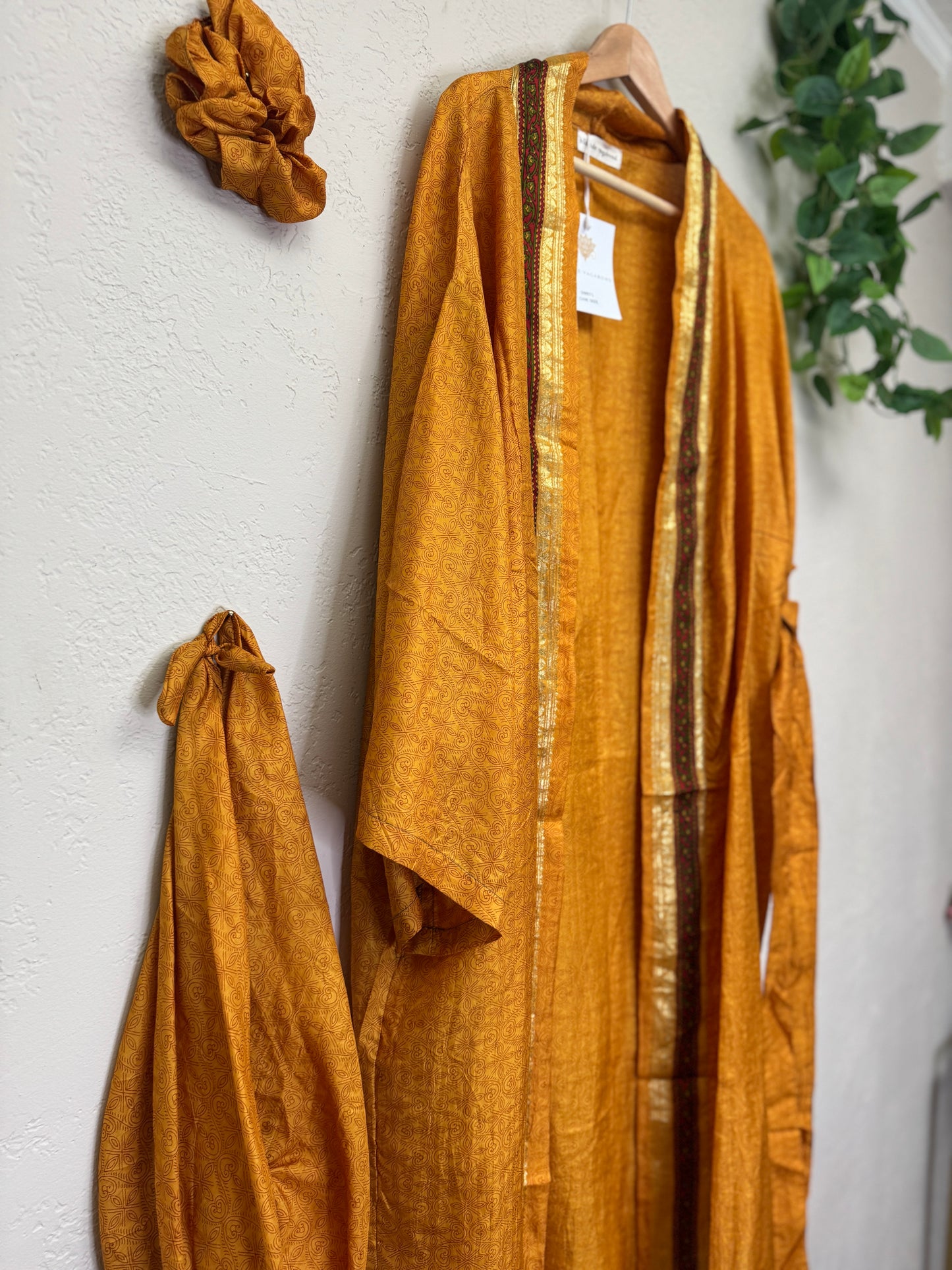 Midi Boho Robe ~ OS ~ Golden