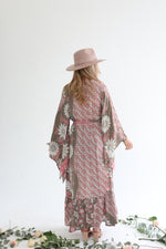Femme Kimono - Joyful Spirit