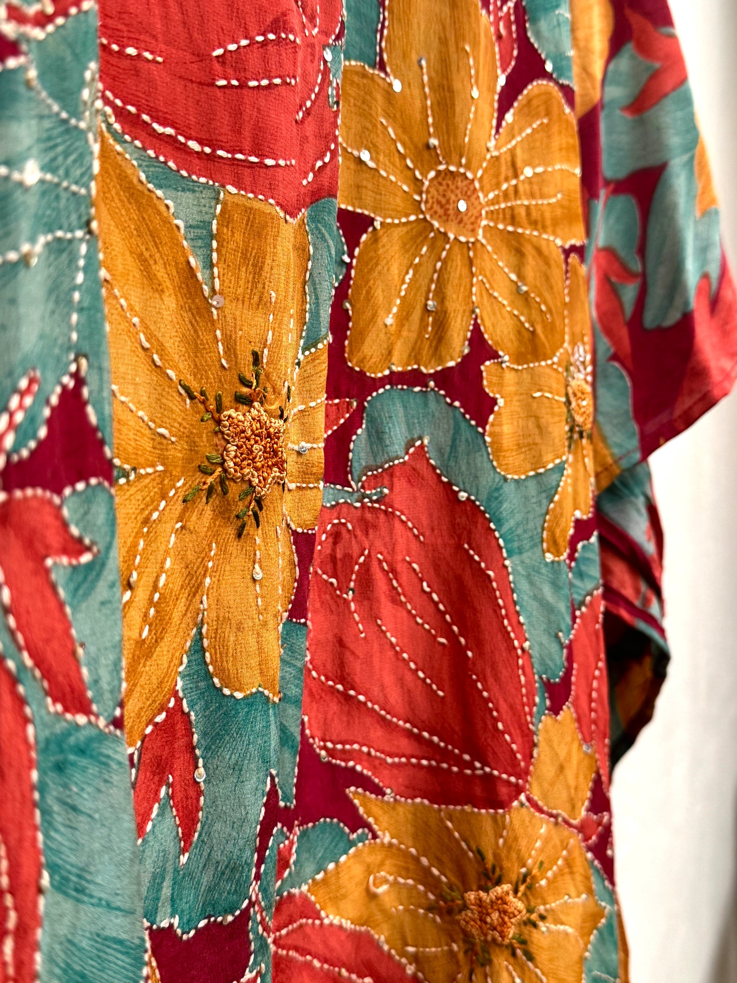 Sparkle Kimono - one size - Embroidered Magic
