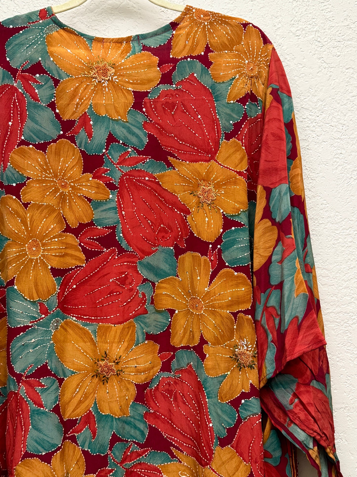 Sparkle Kimono - one size - Embroidered Magic