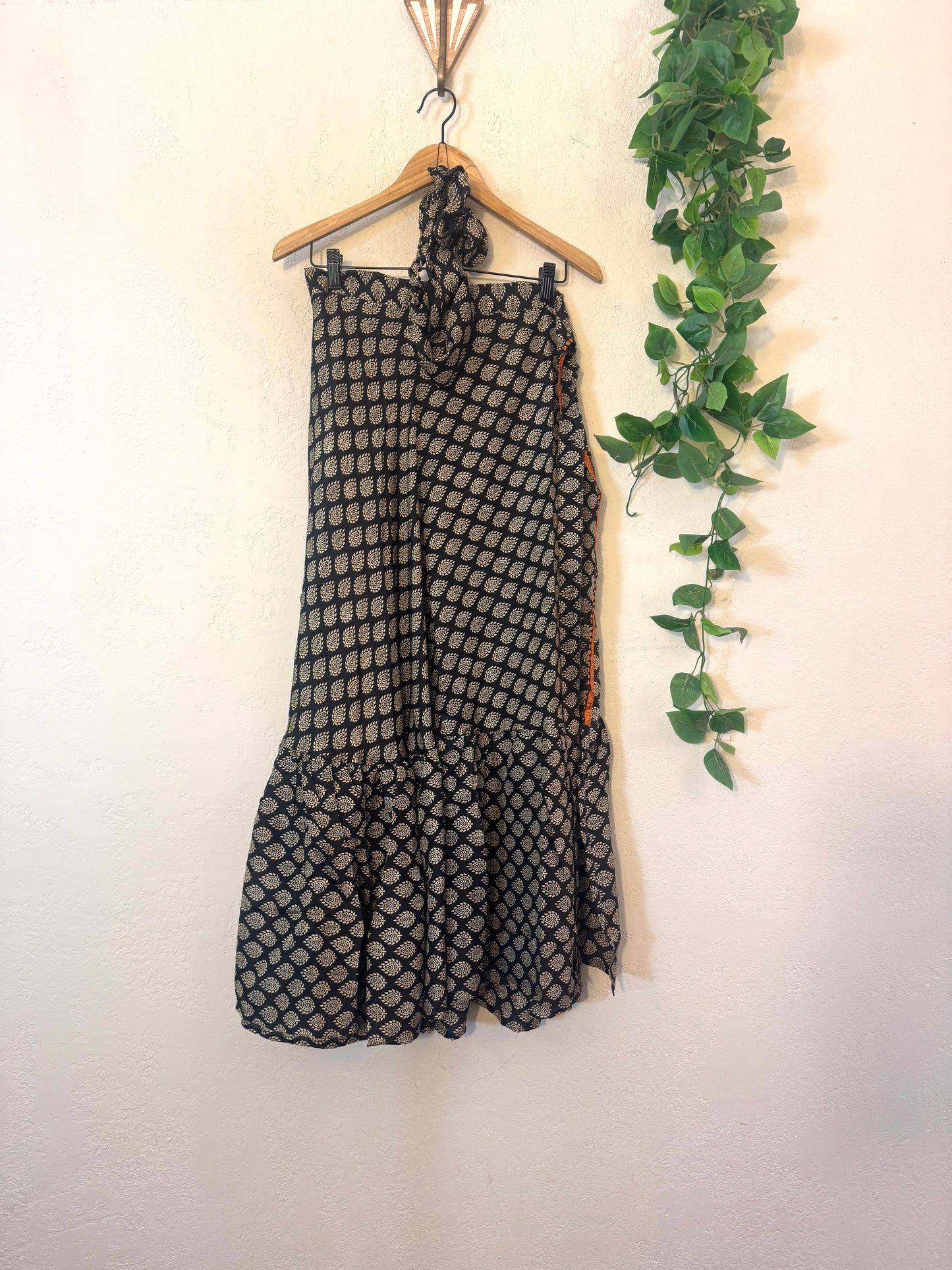 Buttercup Wrap Skirt ~ OS ~ Black + White