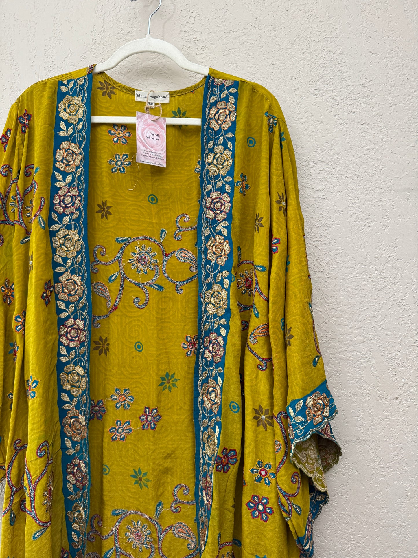 Sparkle Kimono - one size - Joy