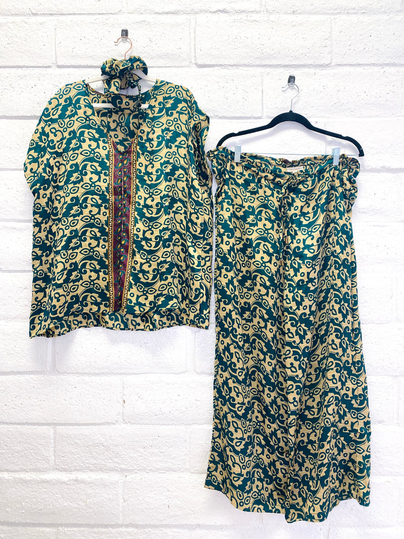 Lounge Set - S/M - Emerald Queen